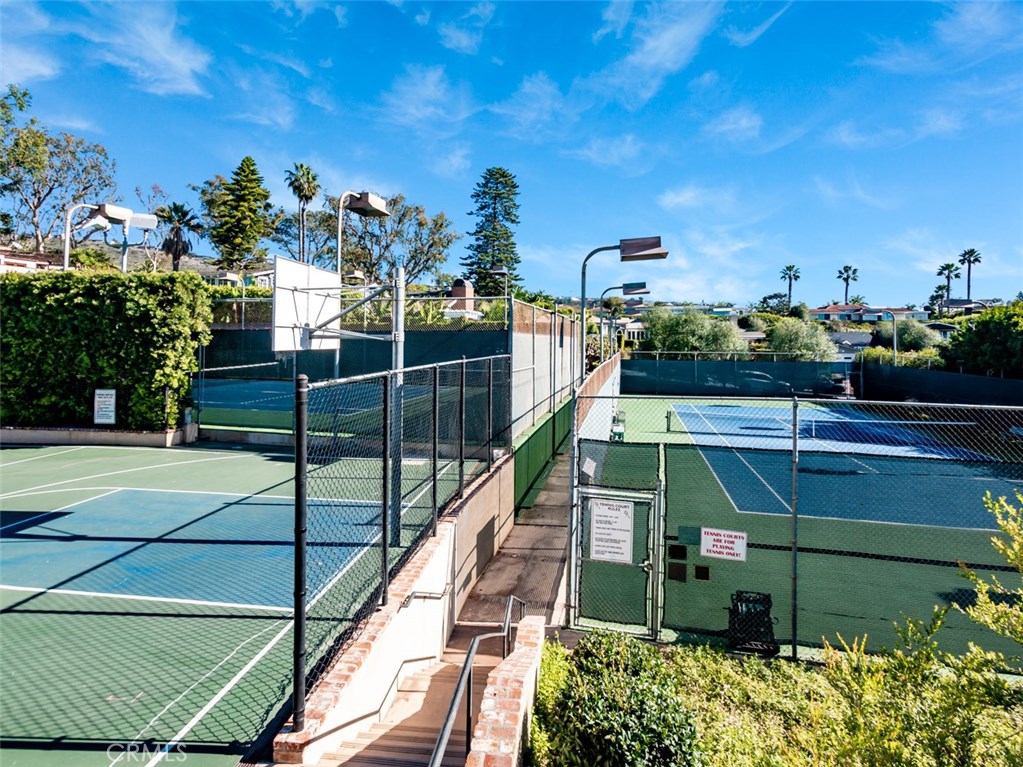 44 S La Senda Drive, Laguna Beach CA 92651 - photo 15