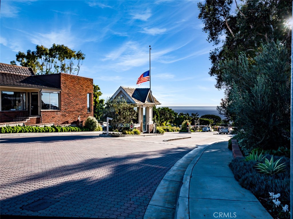 44 S La Senda Drive, Laguna Beach CA 92651 - photo 16