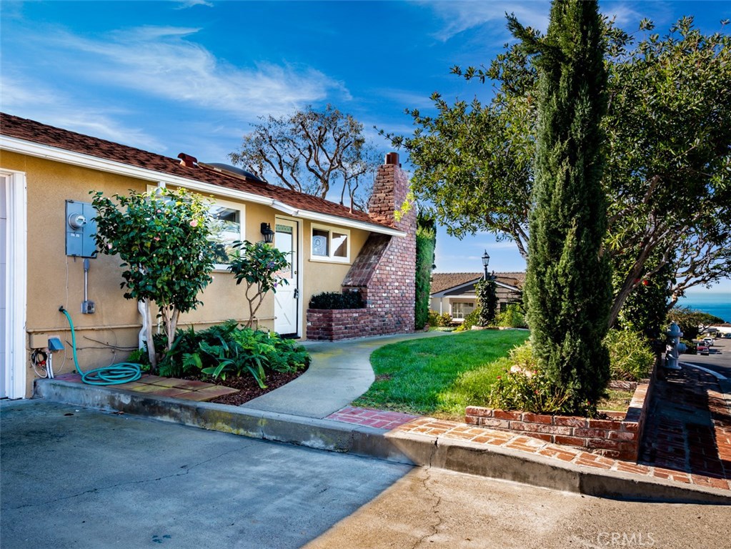 44 S La Senda Drive, Laguna Beach CA 92651 - photo 18