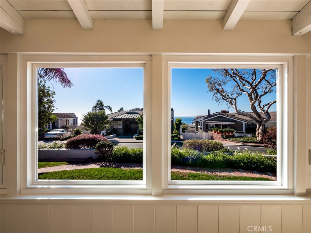 44 S La Senda Drive, Laguna Beach CA 92651 - photo 22