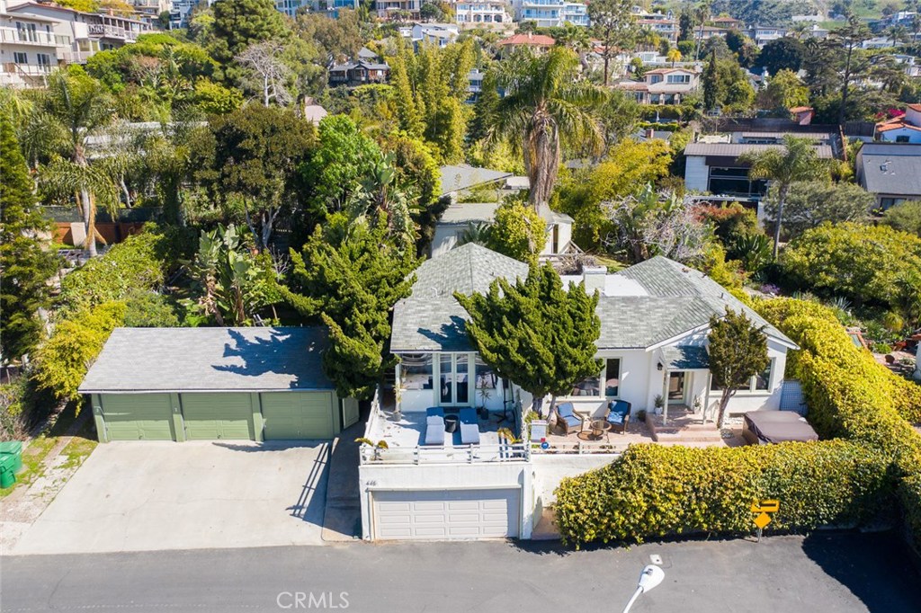 445 Hilledge Drive, Laguna Beach CA 92651 - photo 1