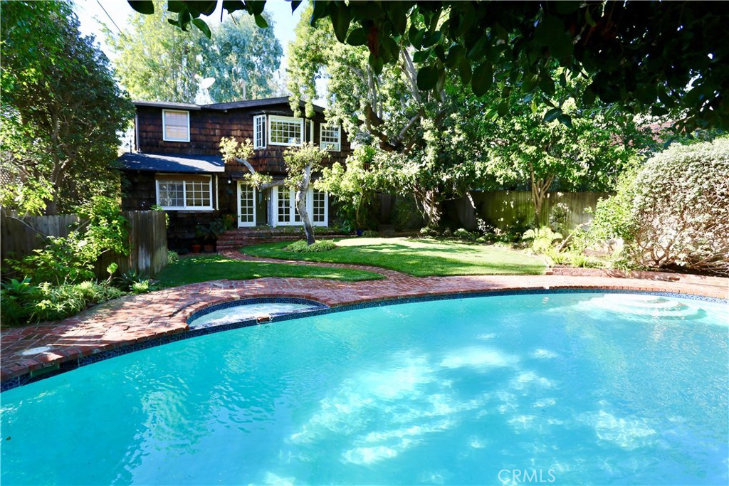 447 Locust Street, Laguna Beach CA 92651 - photo 1