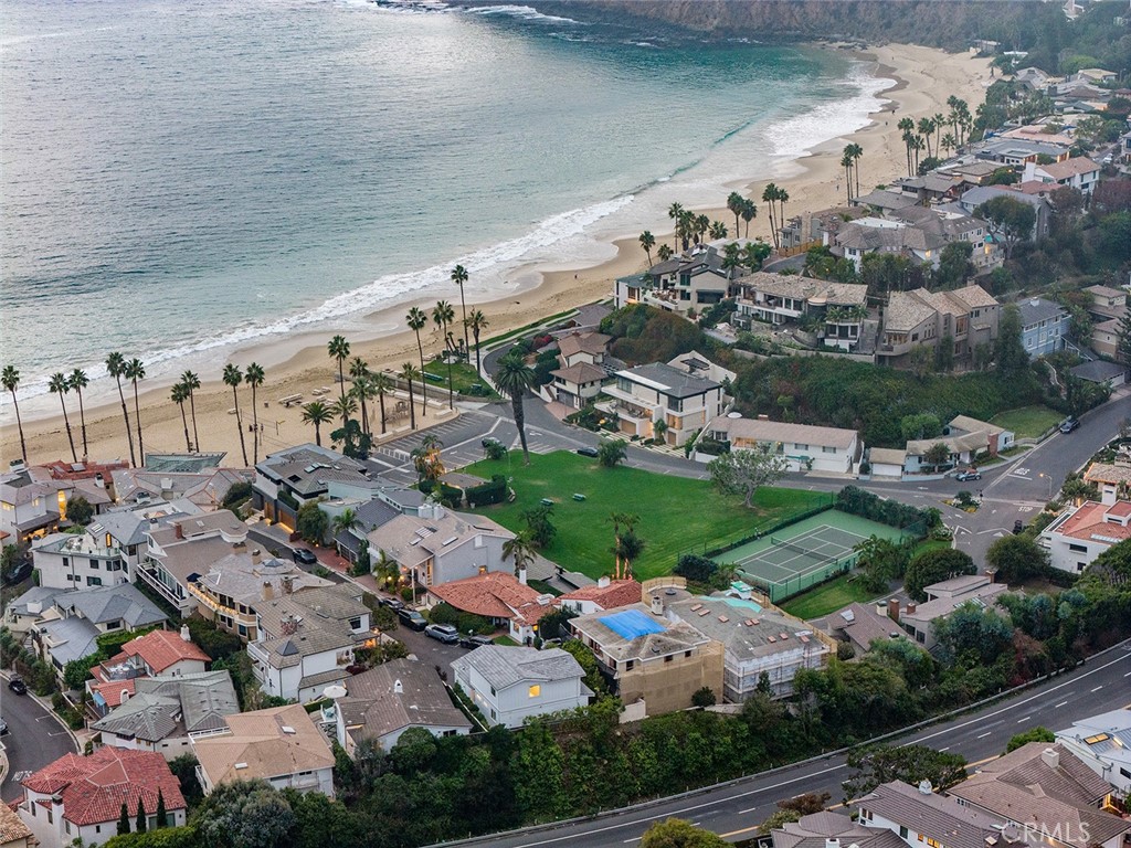 45 Emerald Bay, Laguna Beach CA 92651 - photo 4