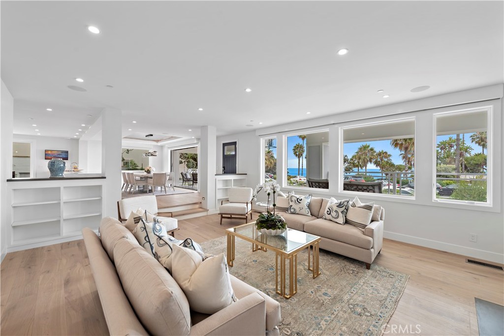 450 Cliff Drive, Laguna Beach CA 92651 - photo 11