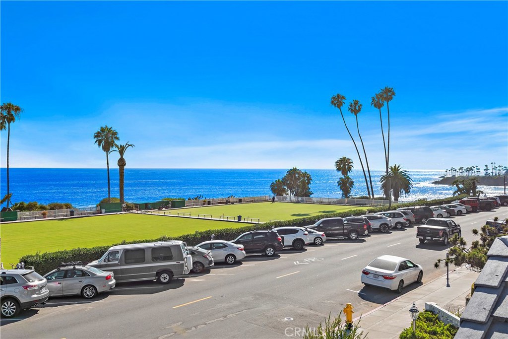 450 Cliff Drive, Laguna Beach CA 92651 - photo 13