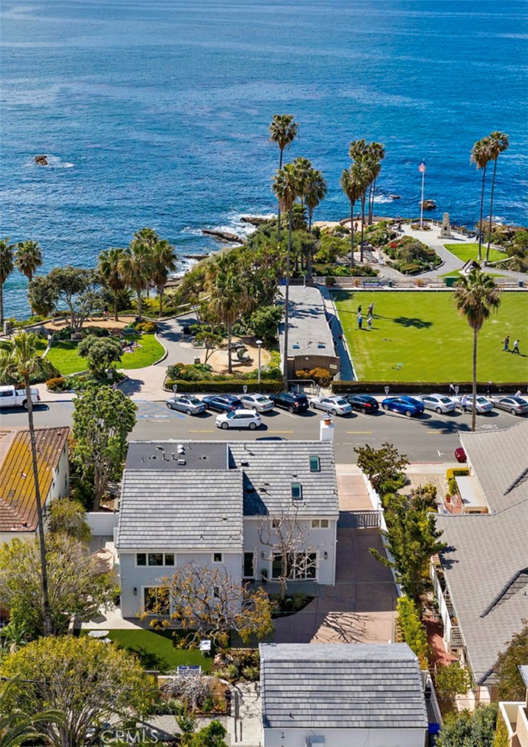 450 Cliff Drive, Laguna Beach CA 92651 - photo 27