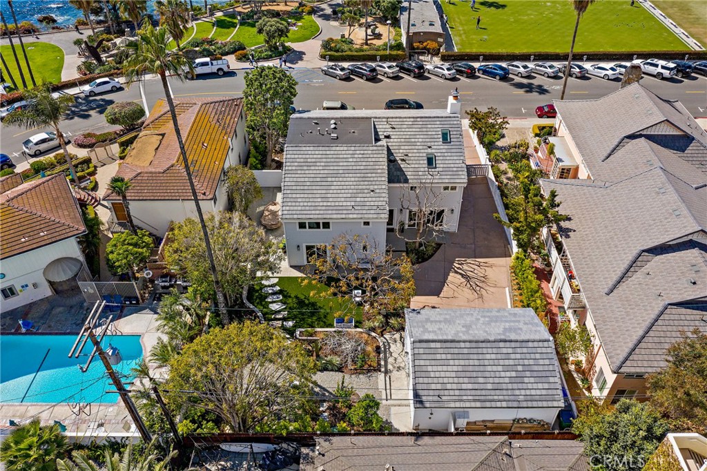 450 Cliff Drive, Laguna Beach CA 92651 - photo 60