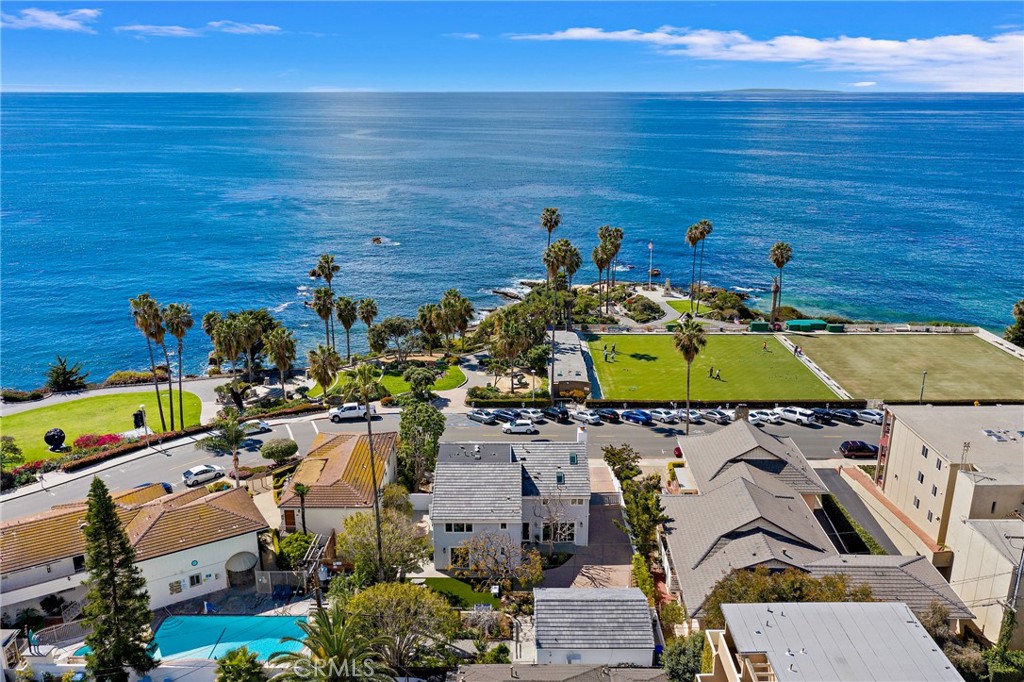 450 Cliff Drive, Laguna Beach CA 92651 - photo 63