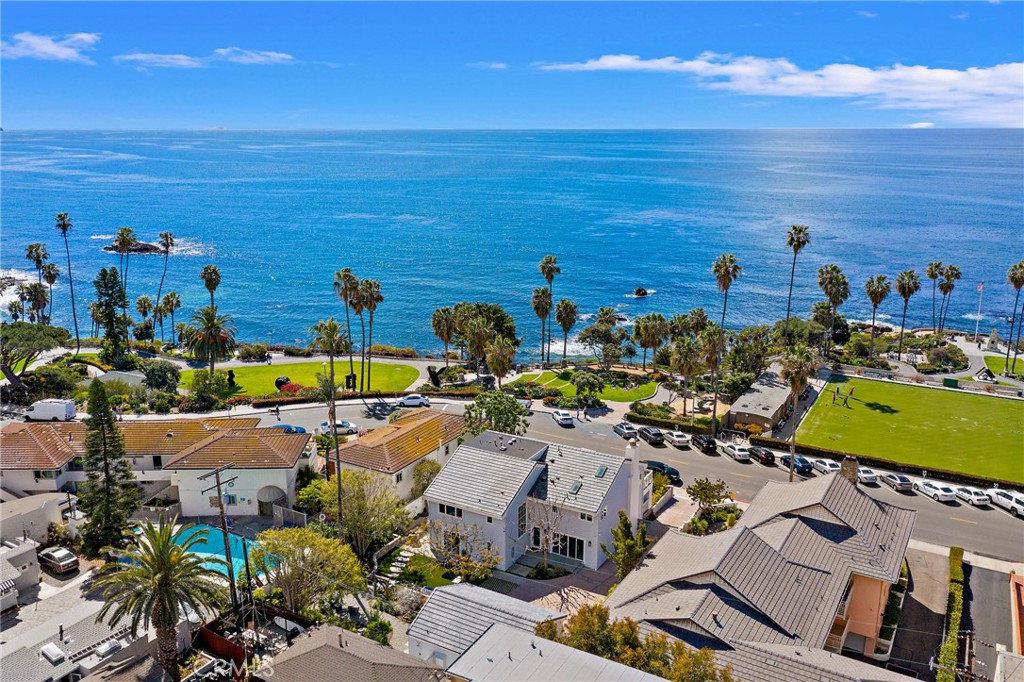 450 Cliff Drive, Laguna Beach CA 92651 - photo 65