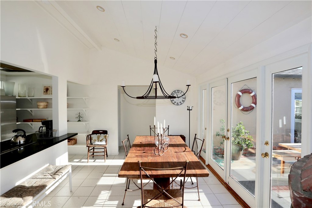 451 Mountain Road, Laguna Beach CA 92651 - photo 1