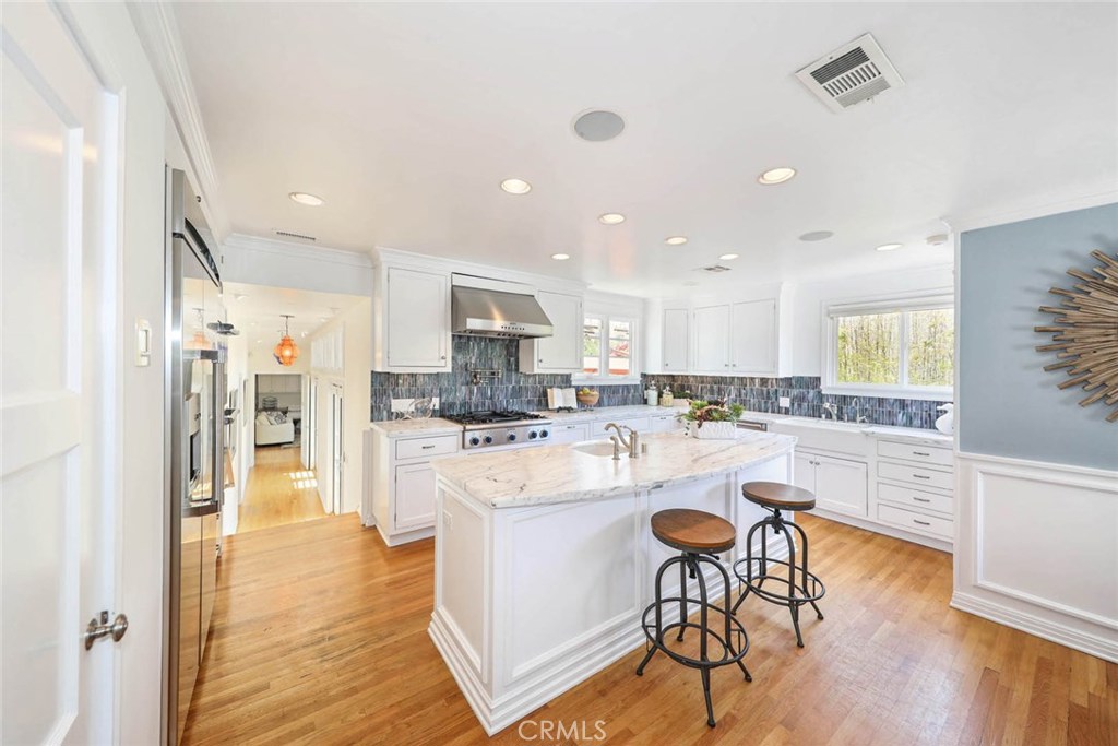 455 Legion Street, Laguna Beach CA 92651 - photo 1