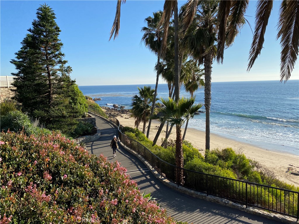 Heisler's walking paths. - 455 Myrtle B, Laguna Beach CA 92651 - photo 11
