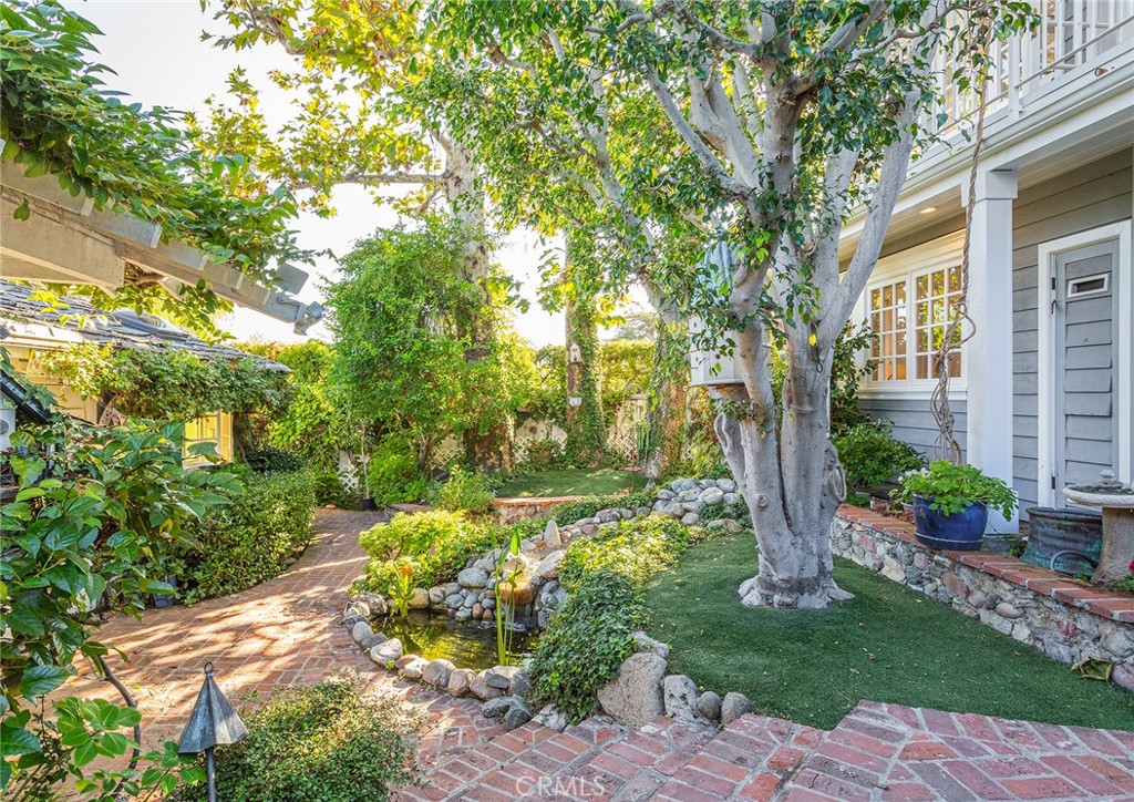 459 Jasmine Street, Laguna Beach CA 92651 - photo 2