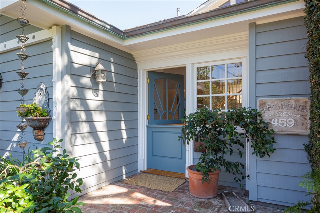459 Jasmine Street, Laguna Beach CA 92651 - photo 26