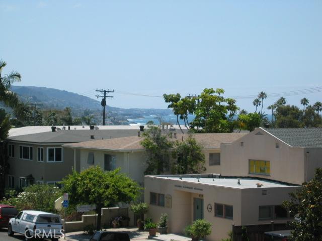 460 Cypress Drive 5, Laguna Beach CA 92651 - photo 1
