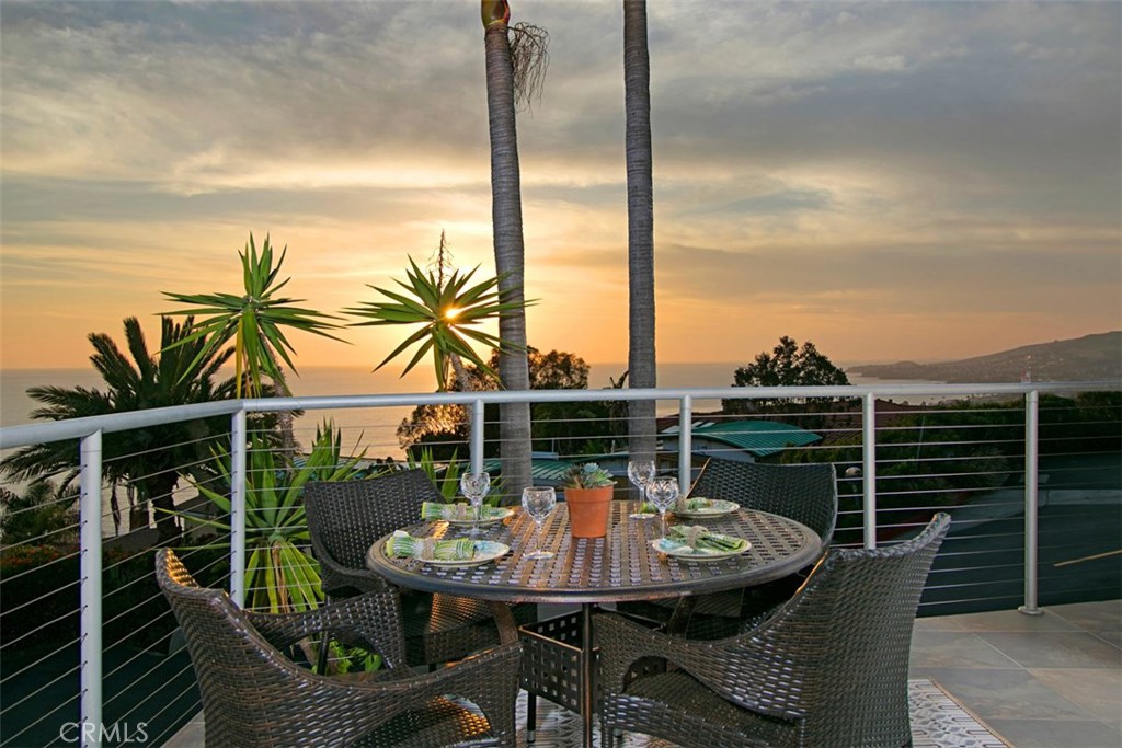 Twilight ocean views to North Laguna - 461 Alta Vista Way, Laguna Beach CA 92651 - photo 1