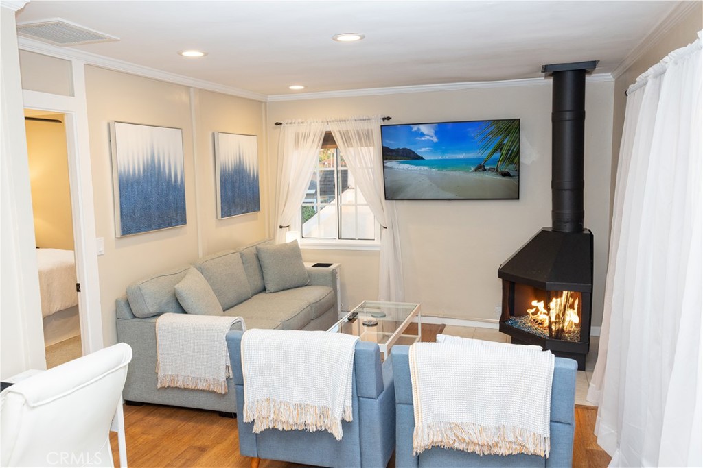 464 Bent Street A, Laguna Beach CA 92651 - photo 2