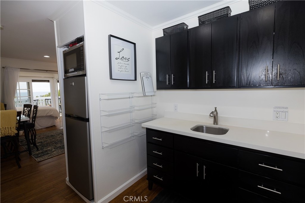 464 Bent Street C, Laguna Beach CA 92651 - photo 14