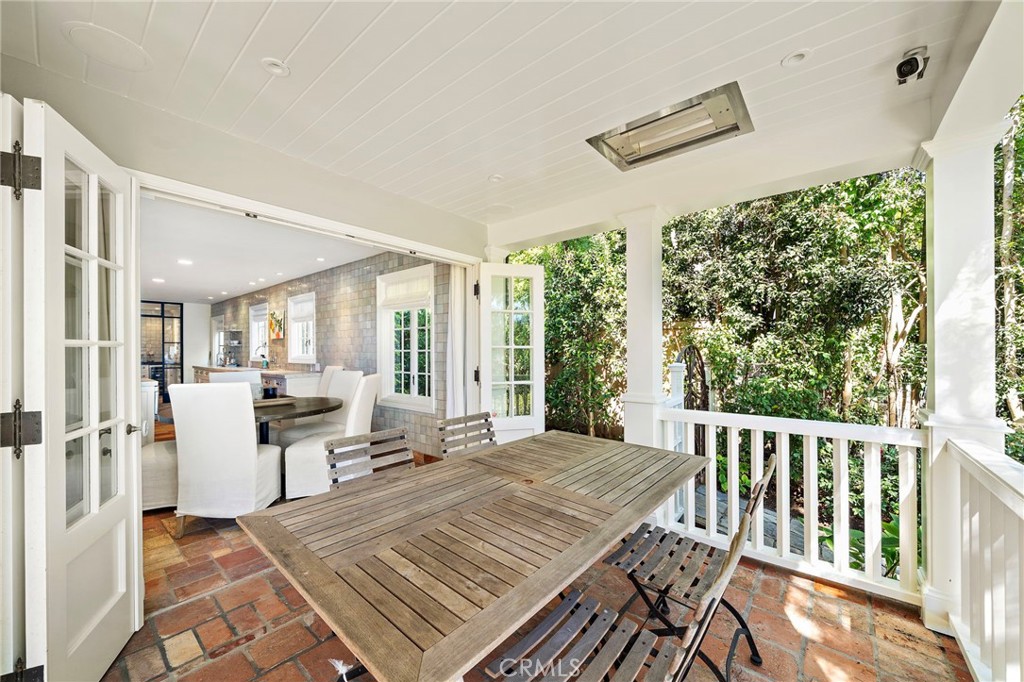 464 Holly, Laguna Beach CA 92651 - photo 3