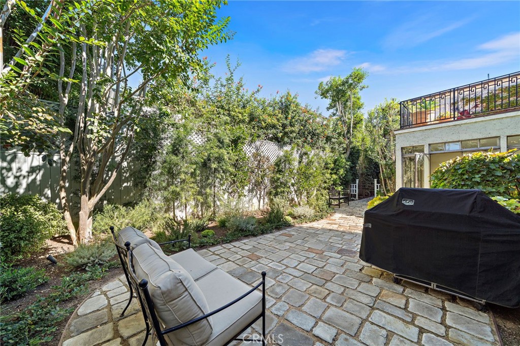 464 Holly, Laguna Beach CA 92651 - photo 17