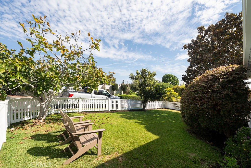 465 Monterey, Laguna Beach CA 92651 - photo 3