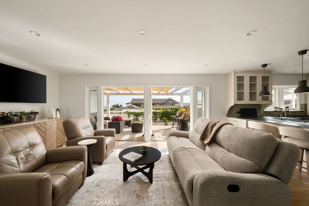 465 Monterey, Laguna Beach CA 92651 - photo 11