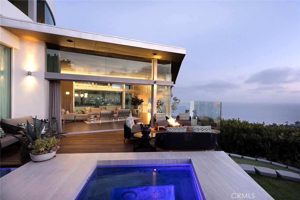 465 Panorama Drive, Laguna Beach CA 92651 - photo 2