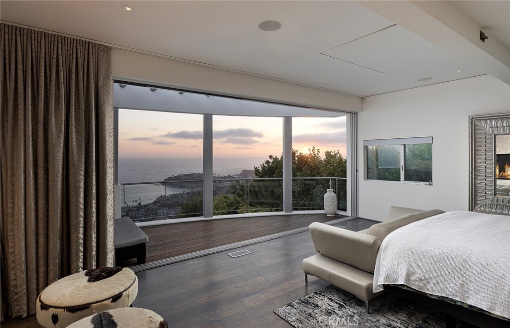 465 Panorama Drive, Laguna Beach CA 92651 - photo 18