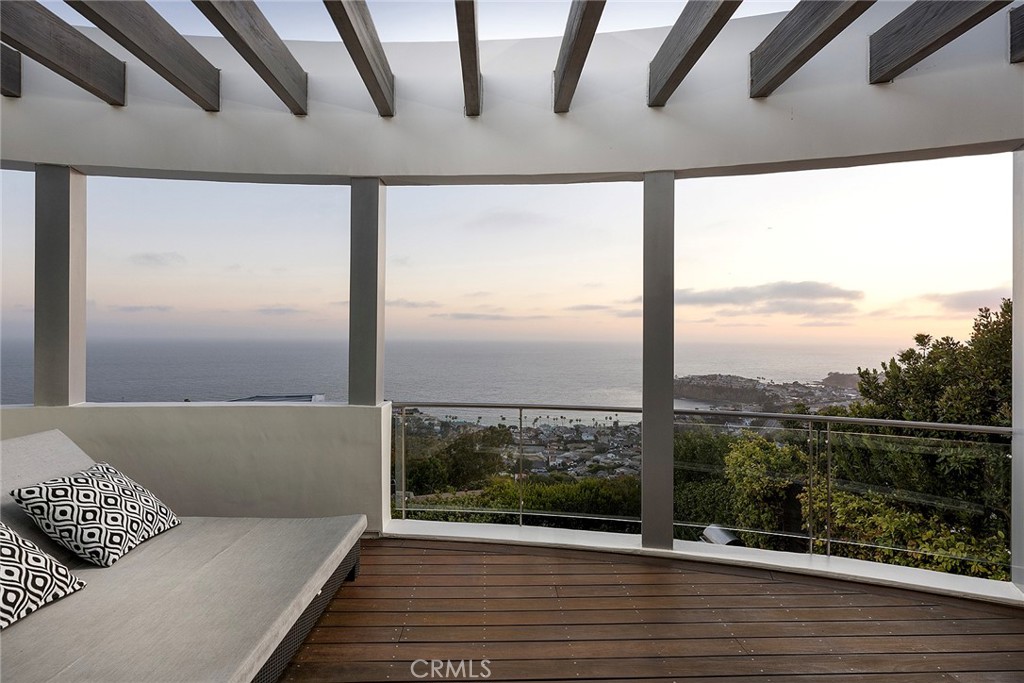 465 Panorama Drive, Laguna Beach CA 92651 - photo 19