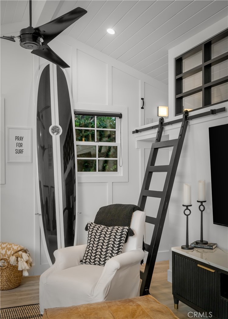 469 Oak, Laguna Beach CA 92651 - photo 21