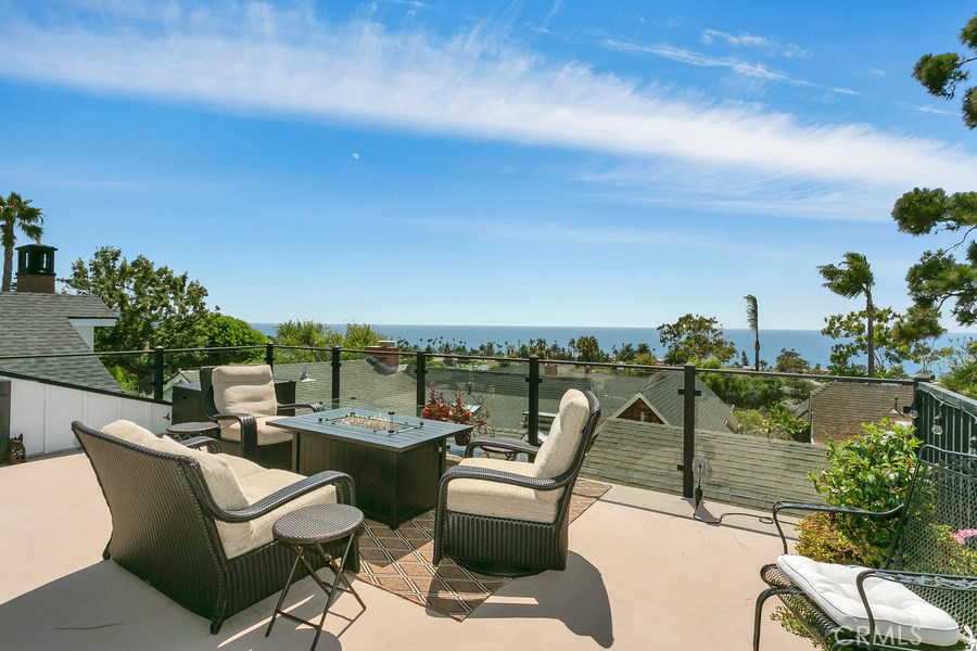 470 Hawthorne Road, Laguna Beach CA 92651 - photo 1