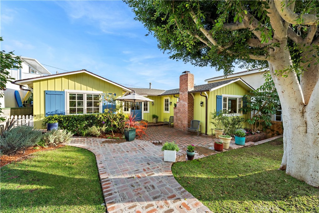 475 Aster Street, Laguna Beach CA 92651 - photo 1