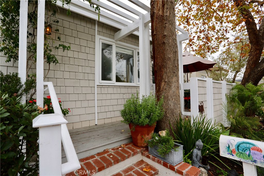 475 Saint Anns Drive, Laguna Beach CA 92651 - photo 1