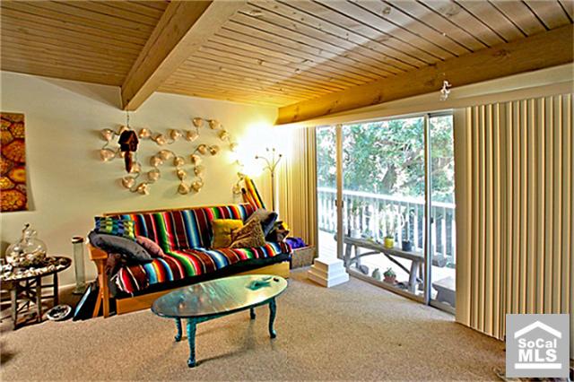 Living room - 476 OAK, Laguna Beach CA 92651 - photo 1