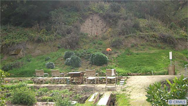 12,750 sq. ft. of open space. - 477 CANYON ACRES Drive, Laguna Beach CA 92651 - photo 1