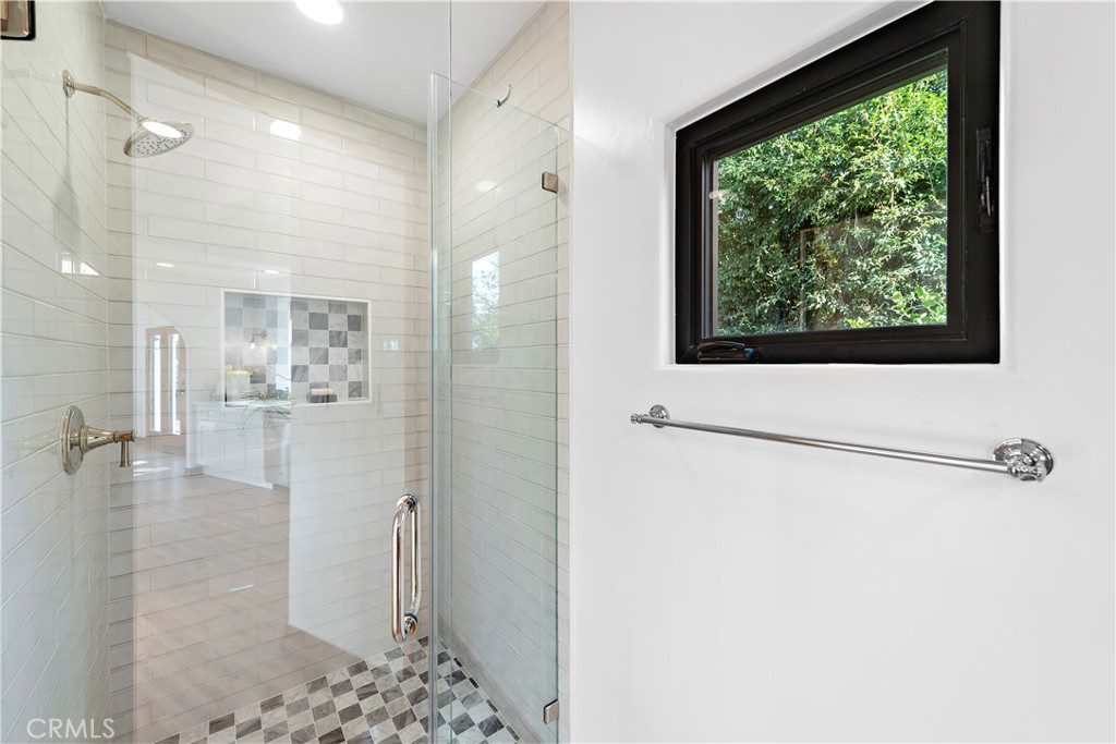 Bathroom #2 - 477 Center Street, Laguna Beach CA 92651 - photo 11