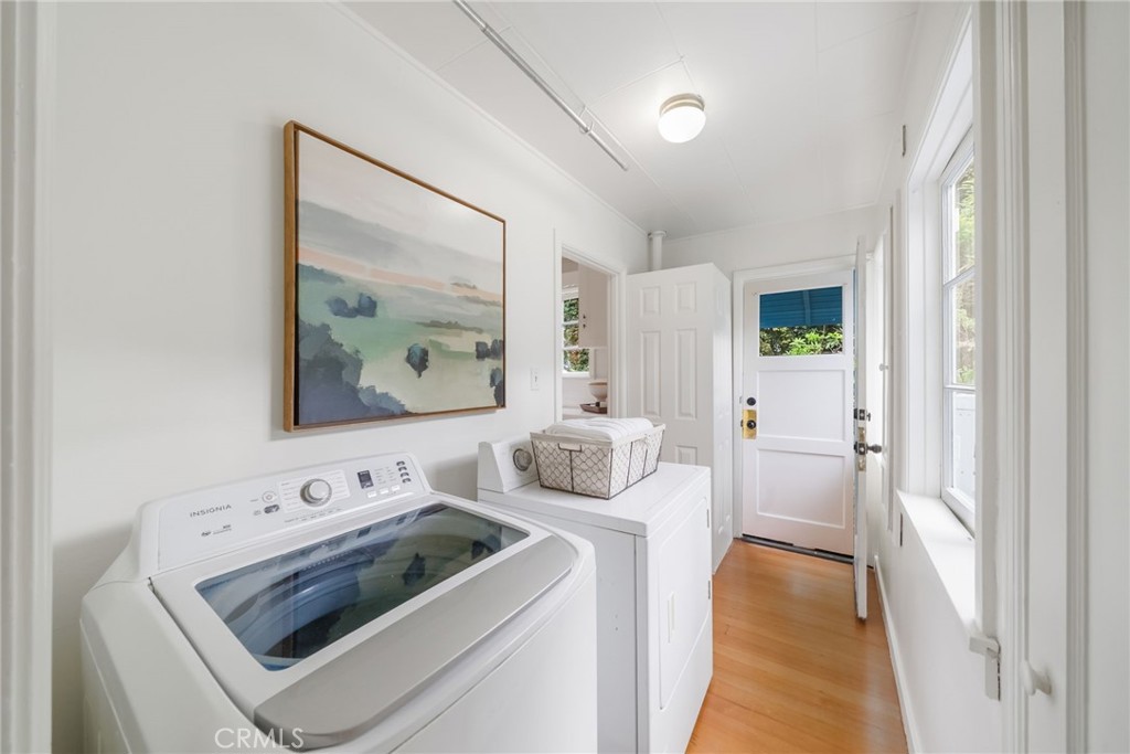 Laundry room to backdoor - 477 Hill, Laguna Beach CA 92651 - photo 13