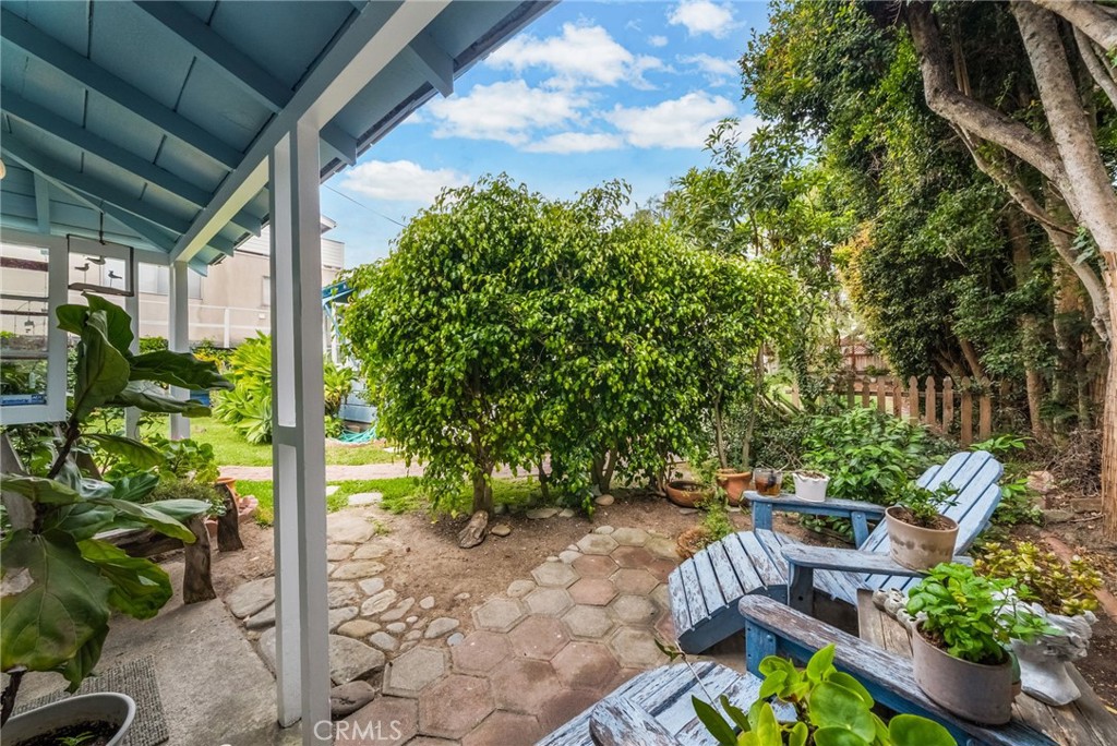 Casita patio area - 477 Hill, Laguna Beach CA 92651 - photo 31