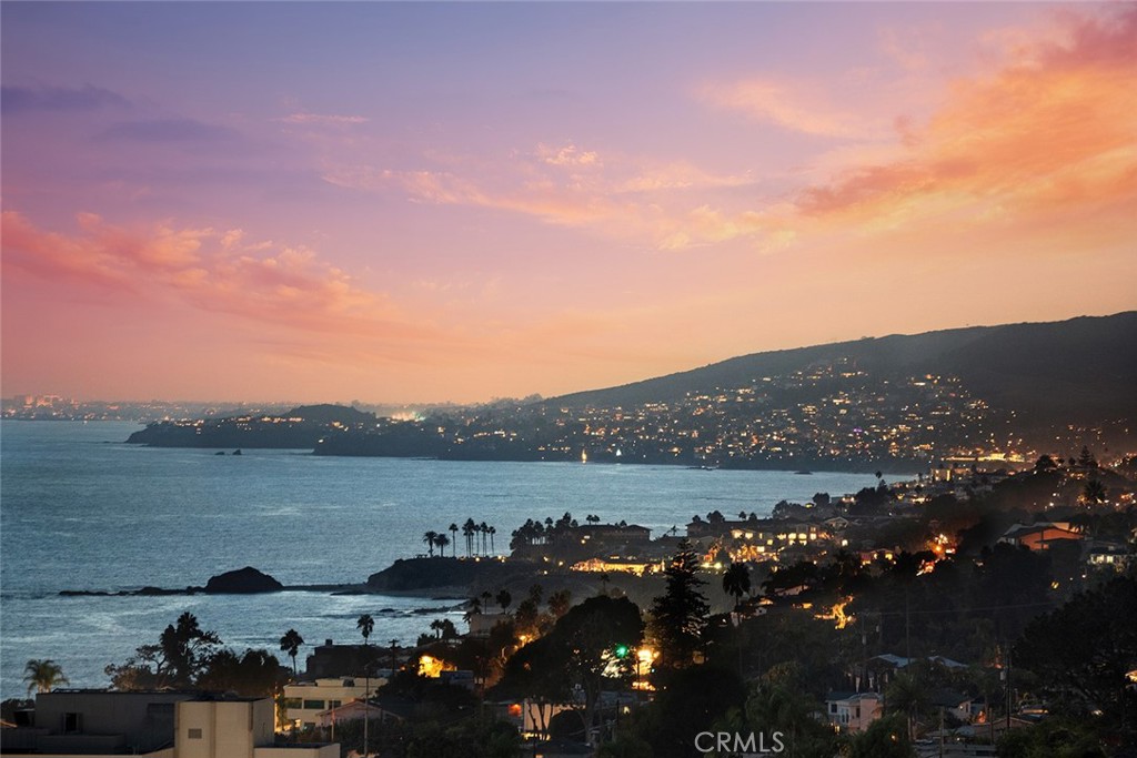 48 N Vista De Catalina, Laguna Beach CA 92651 - photo 3