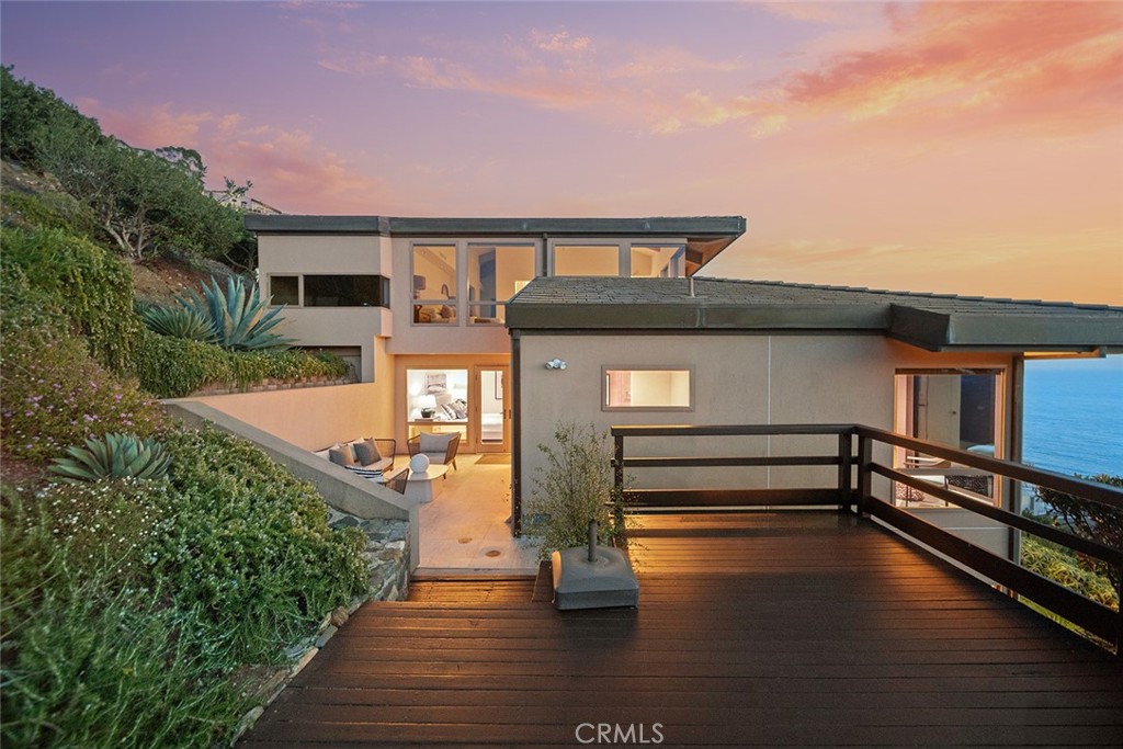 48 N Vista De Catalina, Laguna Beach CA 92651 - photo 38