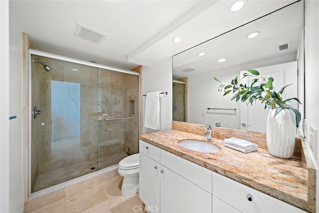 48 N Vista De Catalina, Laguna Beach CA 92651 - photo 51