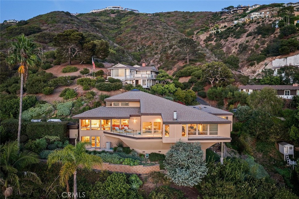 48 N Vista De Catalina, Laguna Beach CA 92651 - photo 61