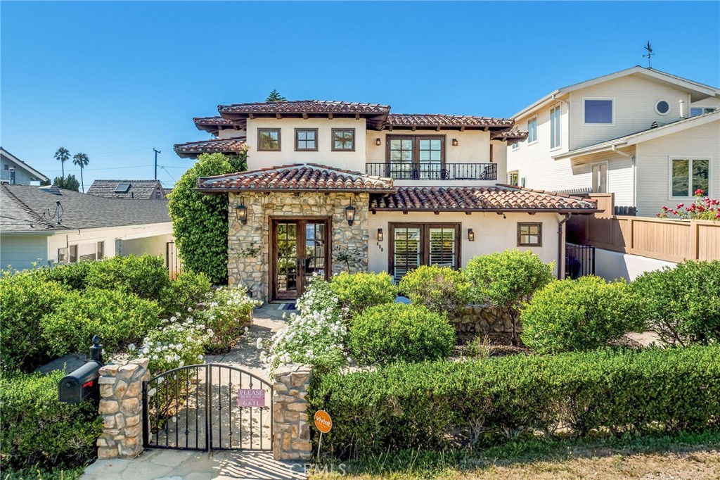 480 Cress Street, Laguna Beach CA 92651 - photo 1