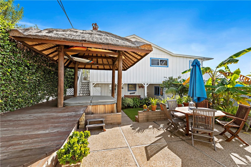 483 Aster Street Front, Laguna Beach CA 92651 - photo 1