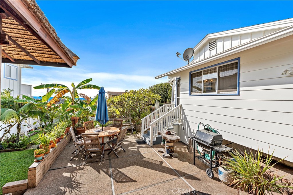 483 Aster Street Front, Laguna Beach CA 92651 - photo 18