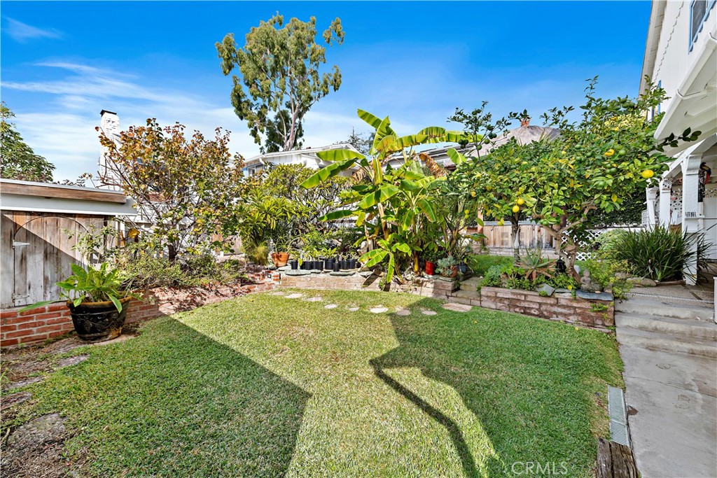 483 Aster Street Front, Laguna Beach CA 92651 - photo 21