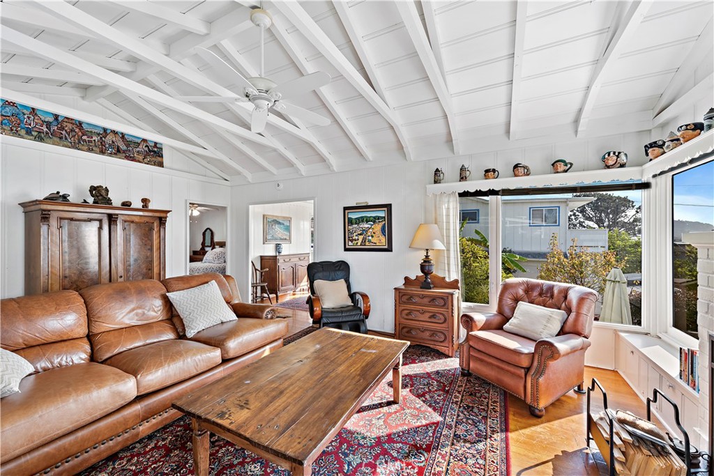 483 Aster Street Front, Laguna Beach CA 92651 - photo 29