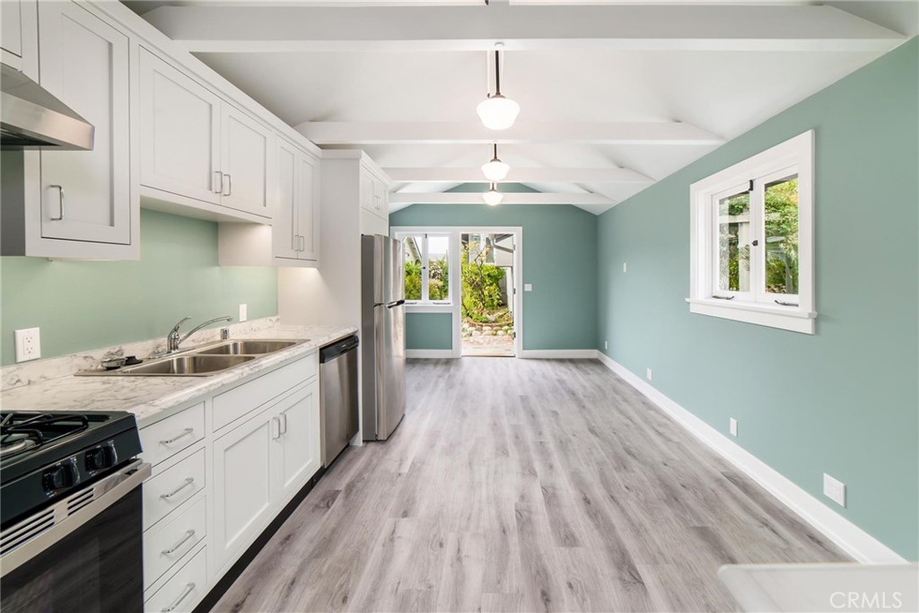 Kitchen - 483 Oak Street, Laguna Beach CA 92651 - photo 1