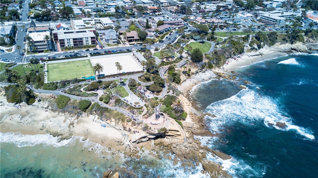 484 Cliff Drive 6, Laguna Beach CA 92651 - photo 1