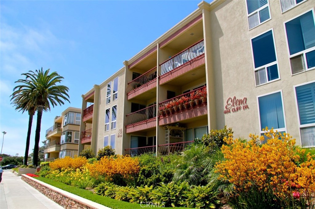484 Cliff Drive 8, Laguna Beach CA 92651 - photo 1